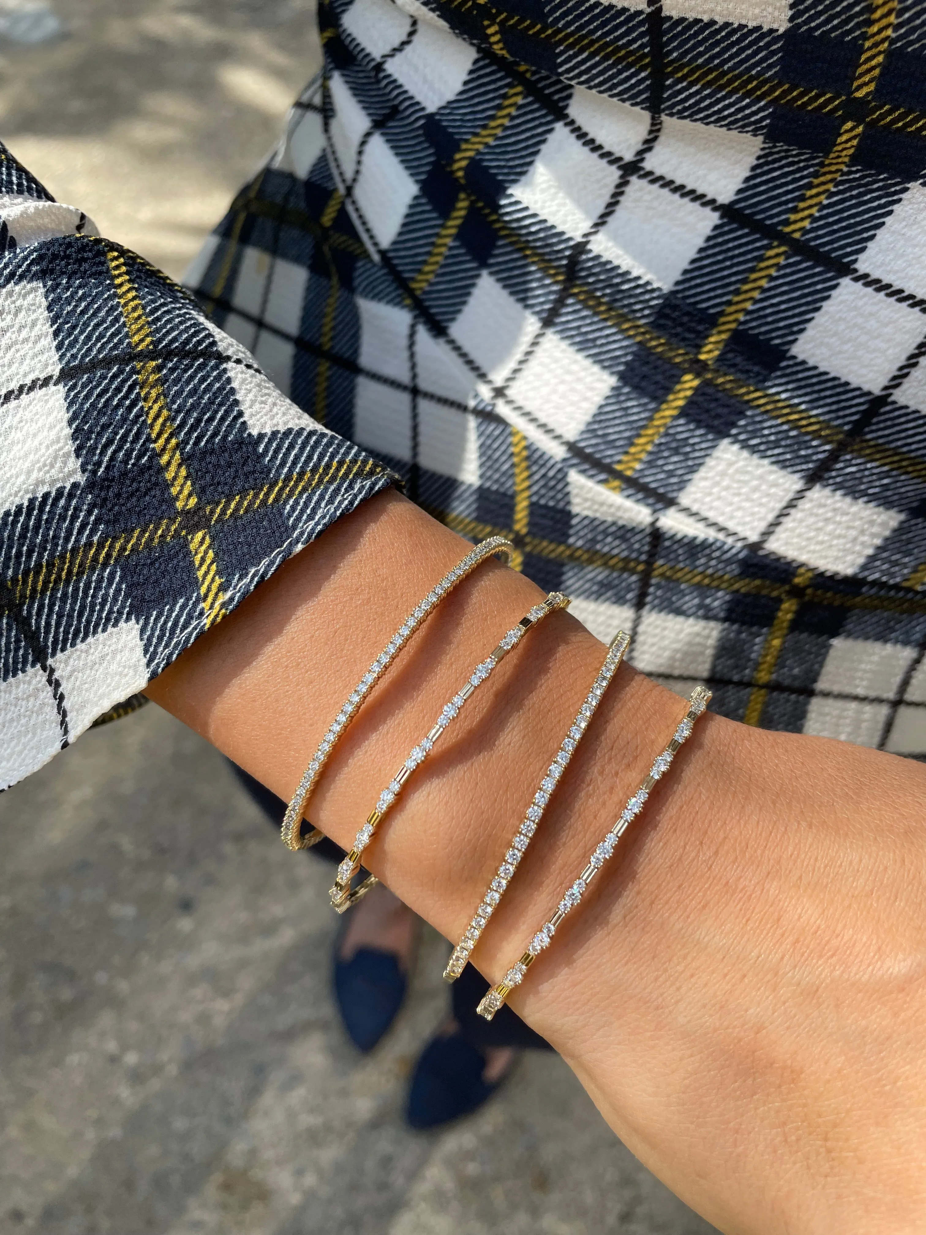 14k Gold & Diamond Flexible Bangle - 0.76ct