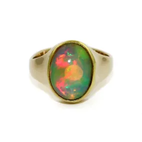 18k Ethiopian Oval Opal Ring