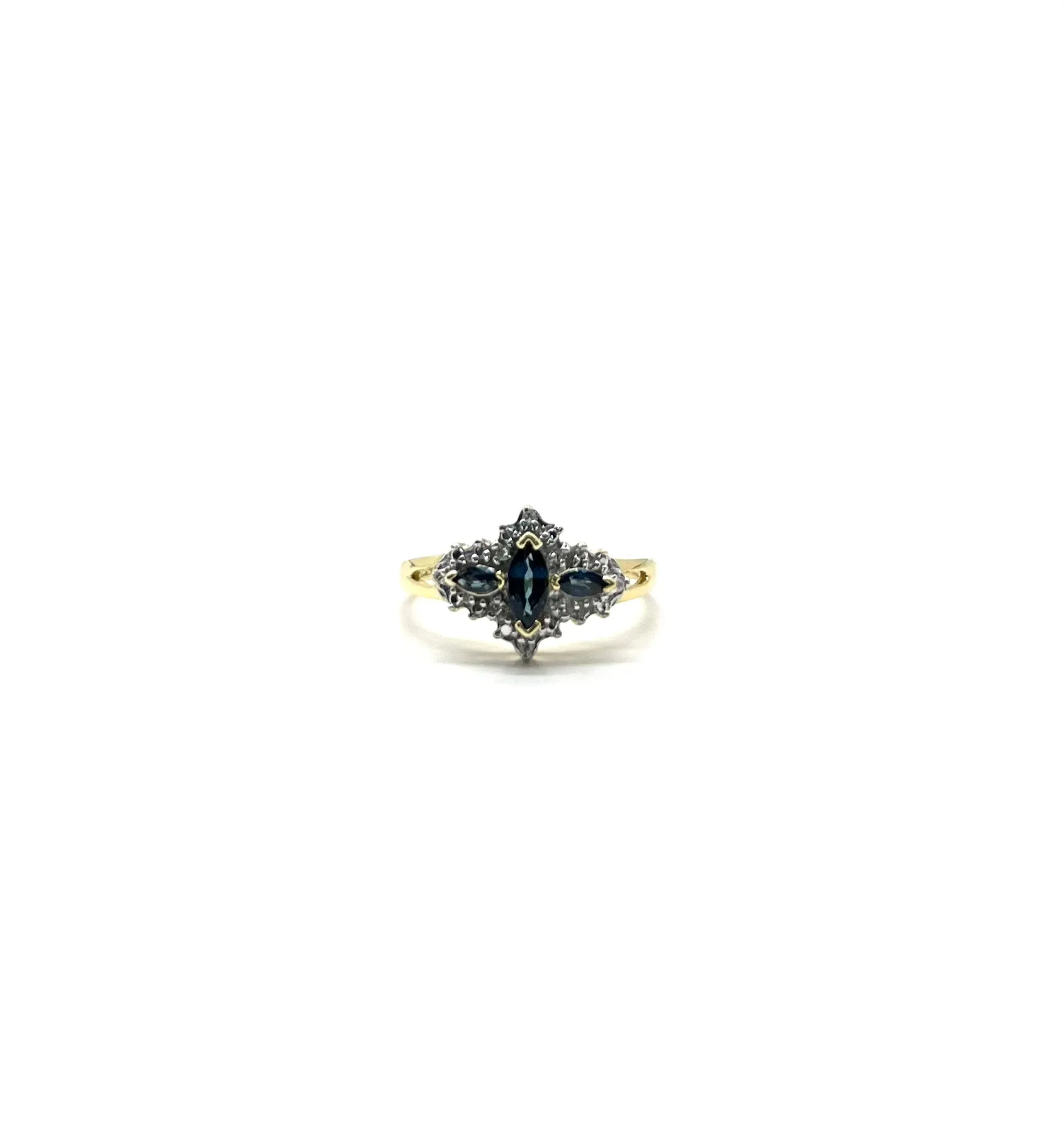 18k Yellow Gold Sapphire and Diamond Ring