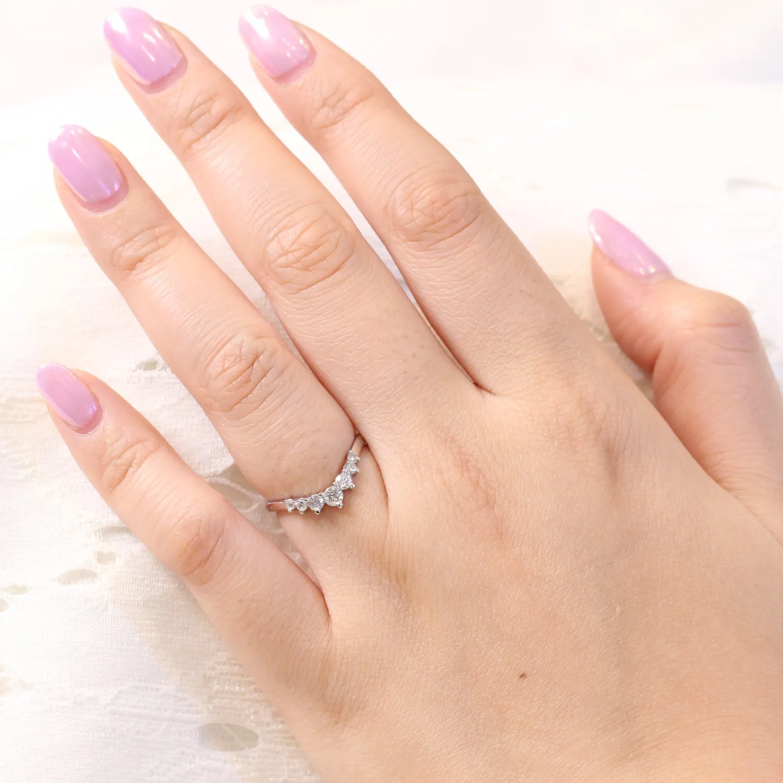 7 Stone Diamond Wedding Ring in Curved Contour Band