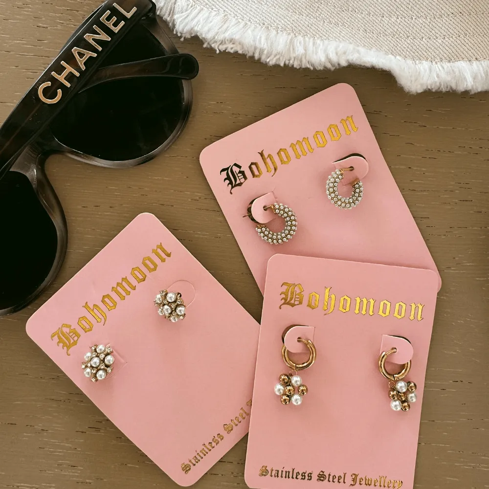 August Pearl Hoop Earrings