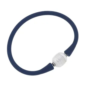 Bali Freshwater Pearl Silicone Bracelet in Navy