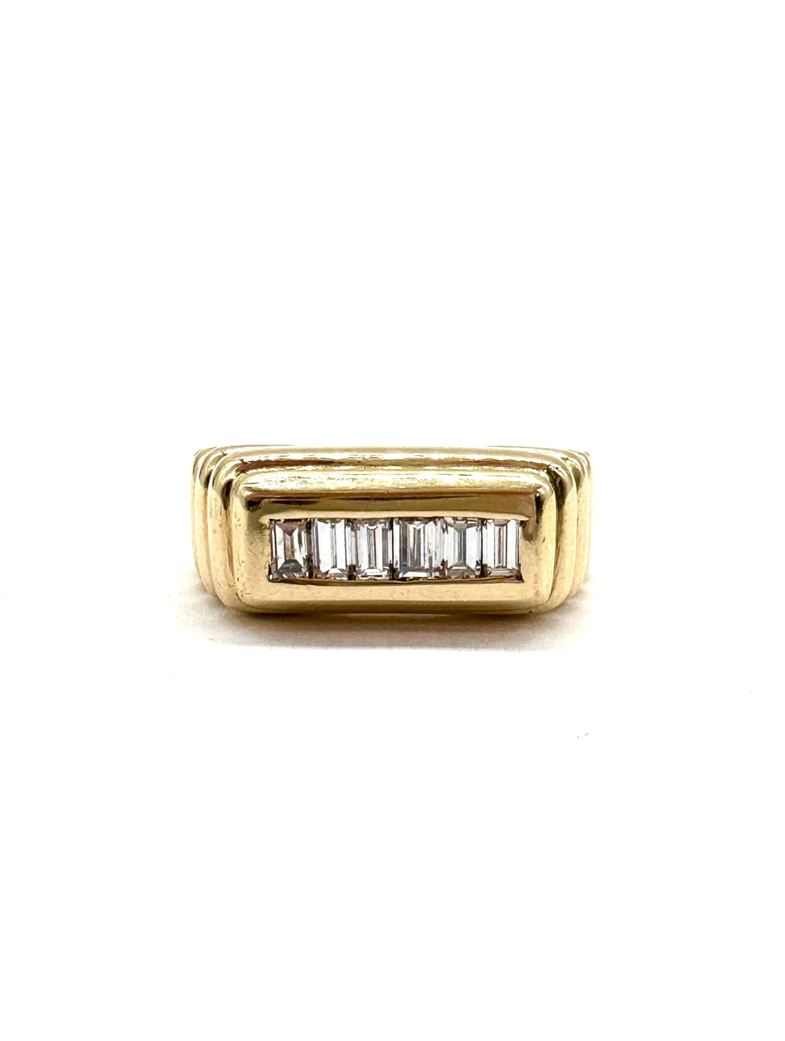 Gents Diamond Baguette Ribbed Ring
