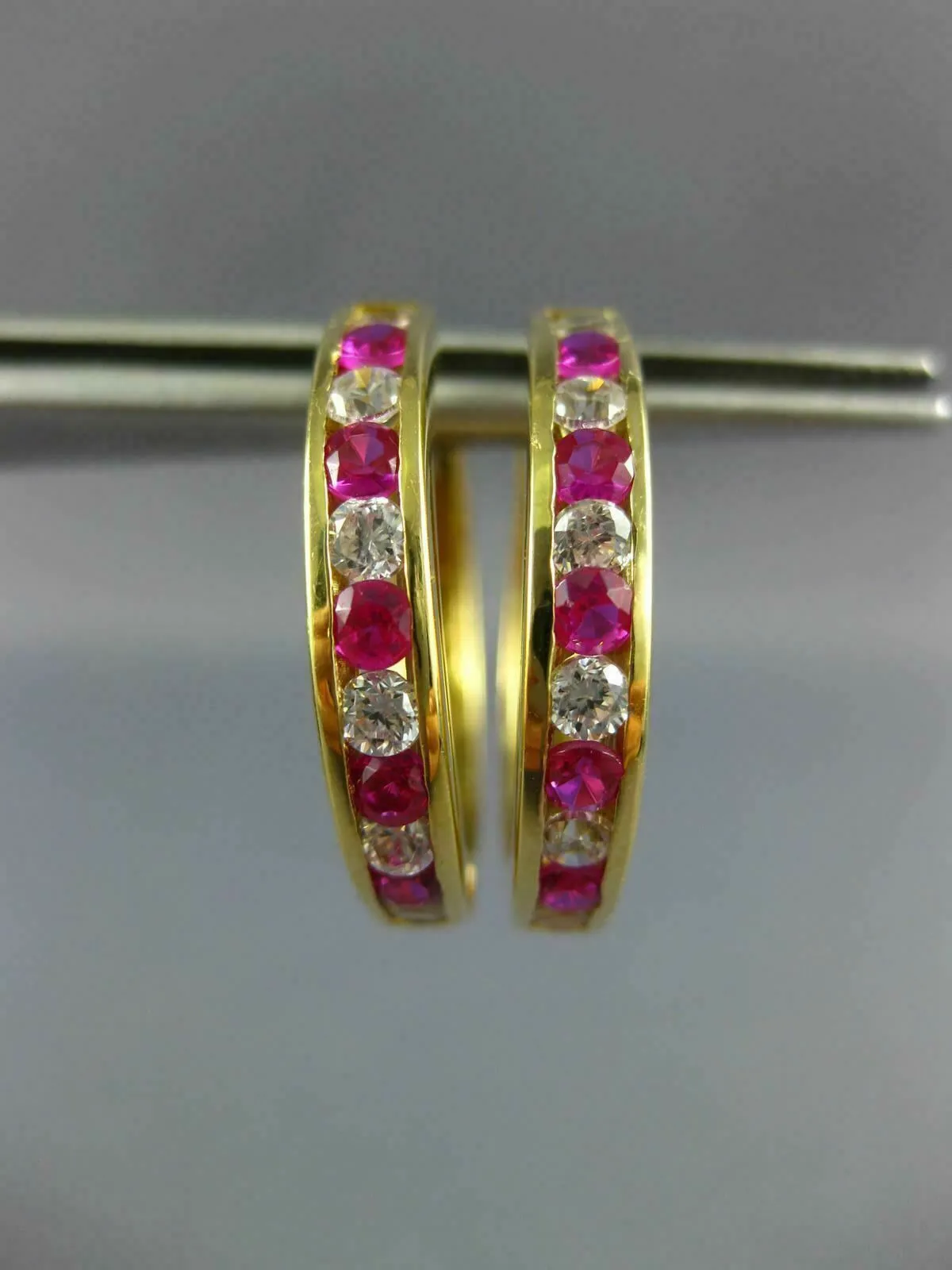 LARGE 2.0CT AAA RUBY & WHITE SAPPHIRE 18KT YELLOW GOLD 3D HUGGIE EARRINGS #22744