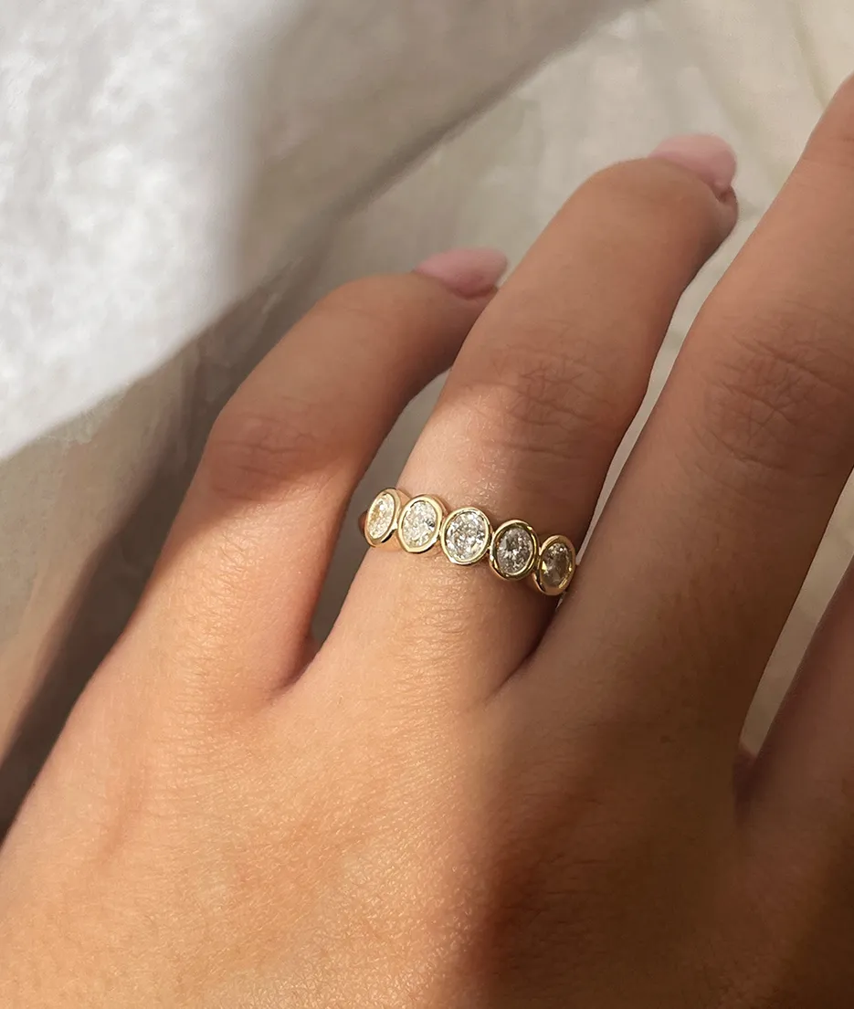 Medium Oval Suns Ring