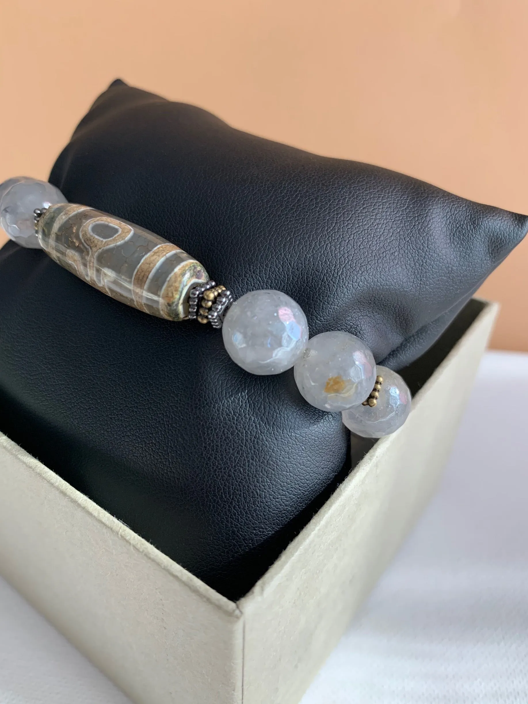 Men’s Tibetan Quartz Stone Bracelet