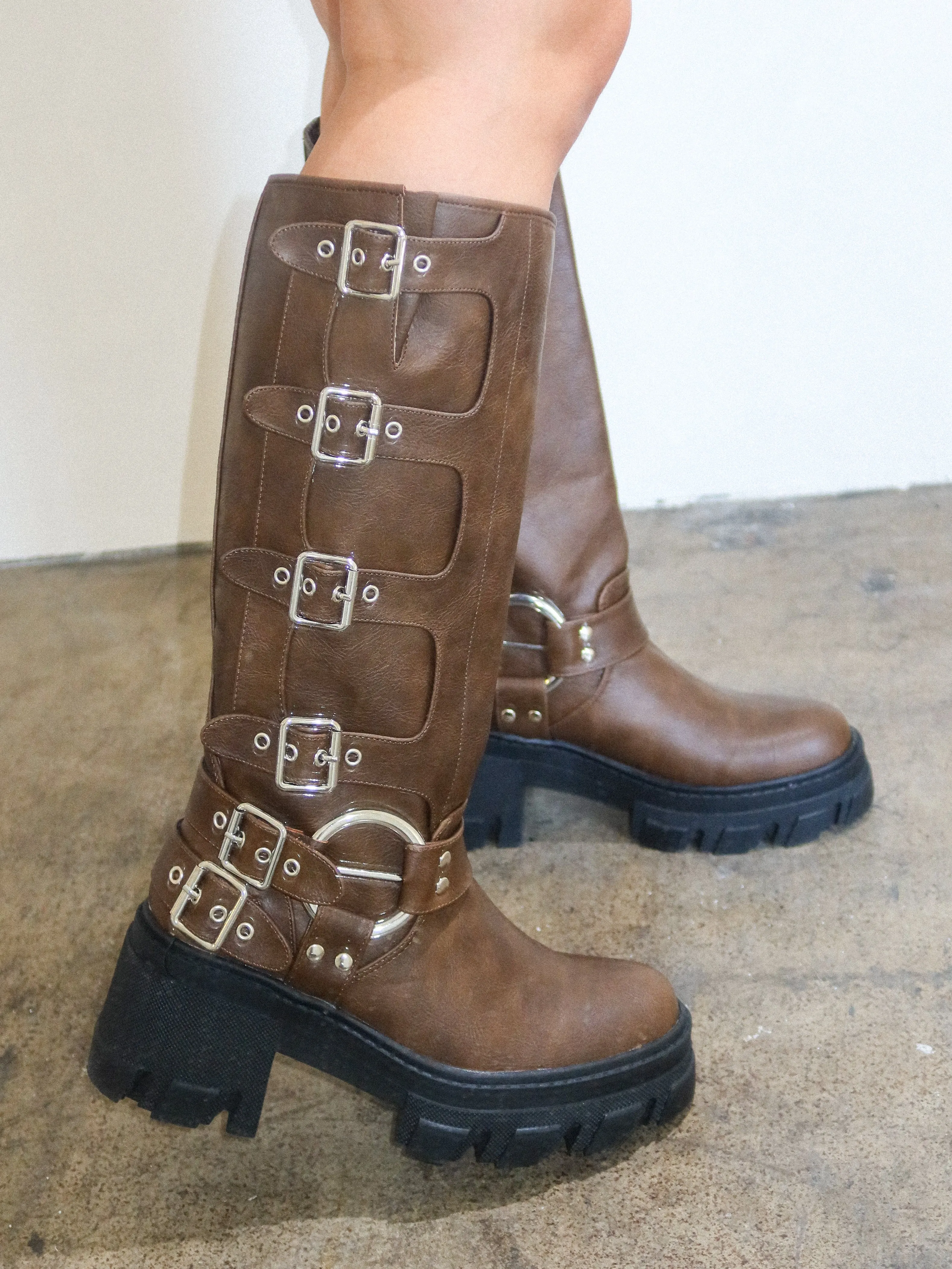 Monica Buckle Up Boots (Brown)