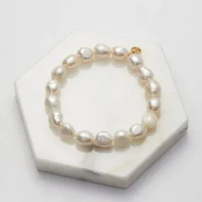 Natalie Pearl Bracelet