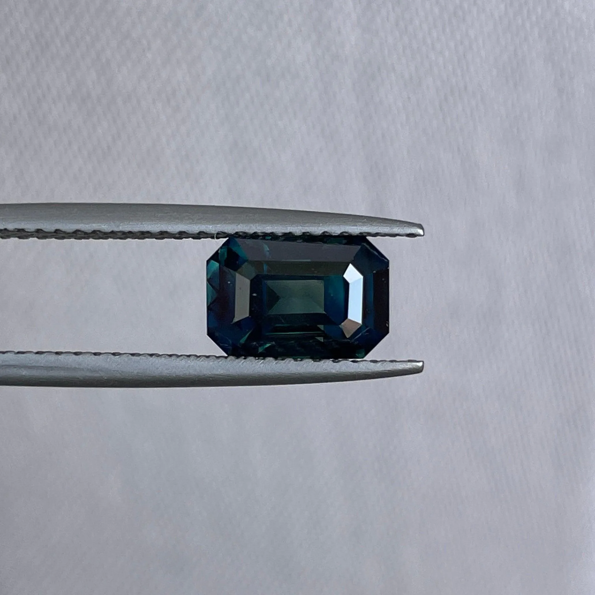 Natural Green Sapphire | Emerald Cut | 5.60 x 8.30 x 4.70mm| 2.26 Carat | heated Sapphire | Engagement Rings | Jewellery Making Gemstone