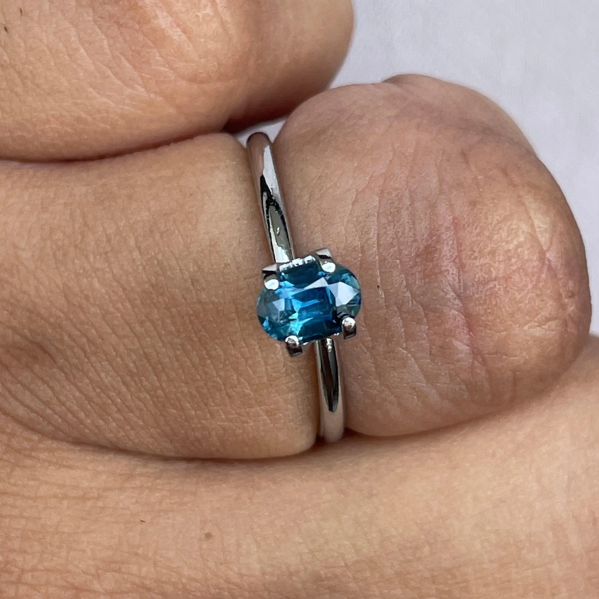 Natural Green Sapphire | Loose |0.83crt | Unset | heated | SAPPHIRE | Gift Idea | Engagement Ring | Sapphire Ring
