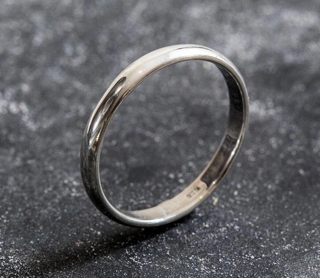 Plain Silver Ring - Minimalist Stackable Band - Silver Wedding Band