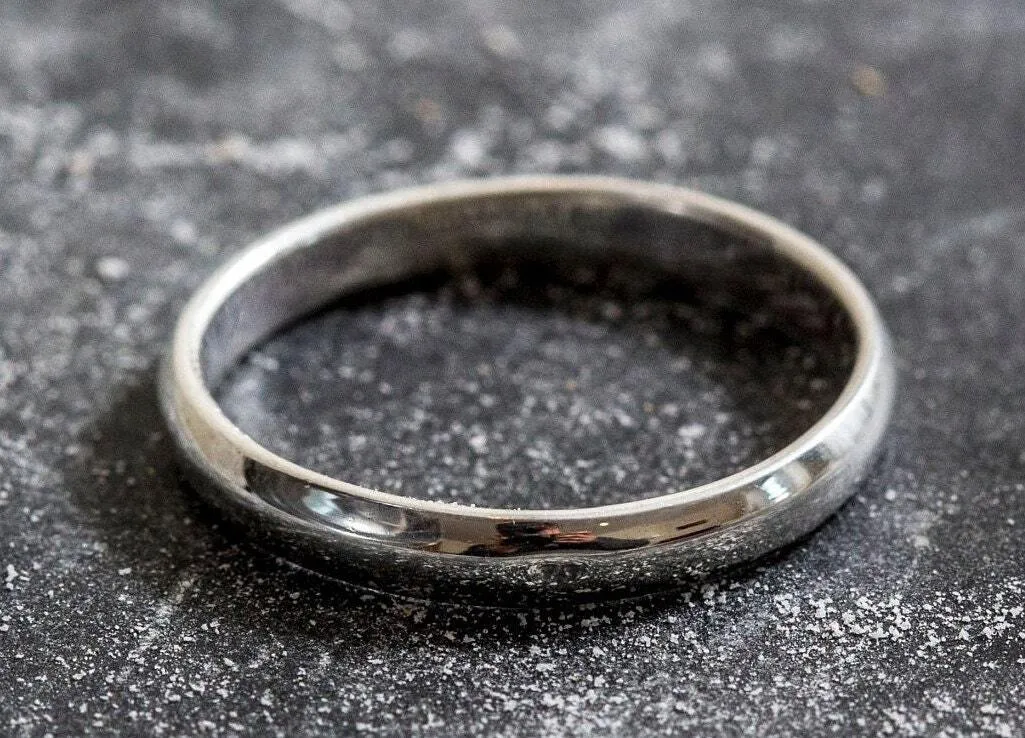Plain Silver Ring - Minimalist Stackable Band - Silver Wedding Band