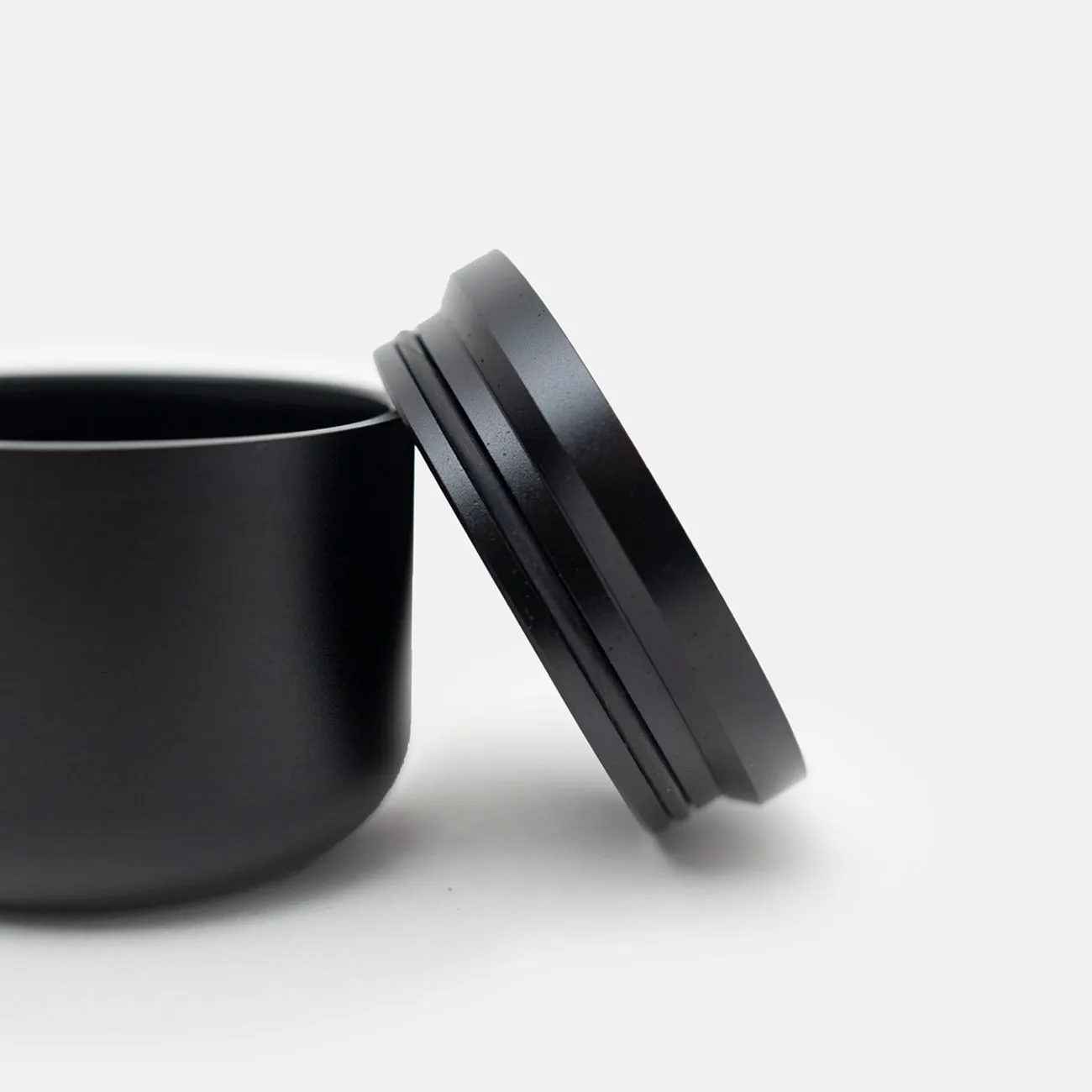 Press Vessel in Black