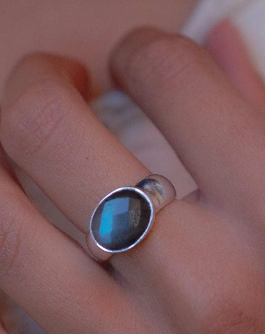 Rainbow Labradorite Ring ~ Sterling Silver 925 ~MR015