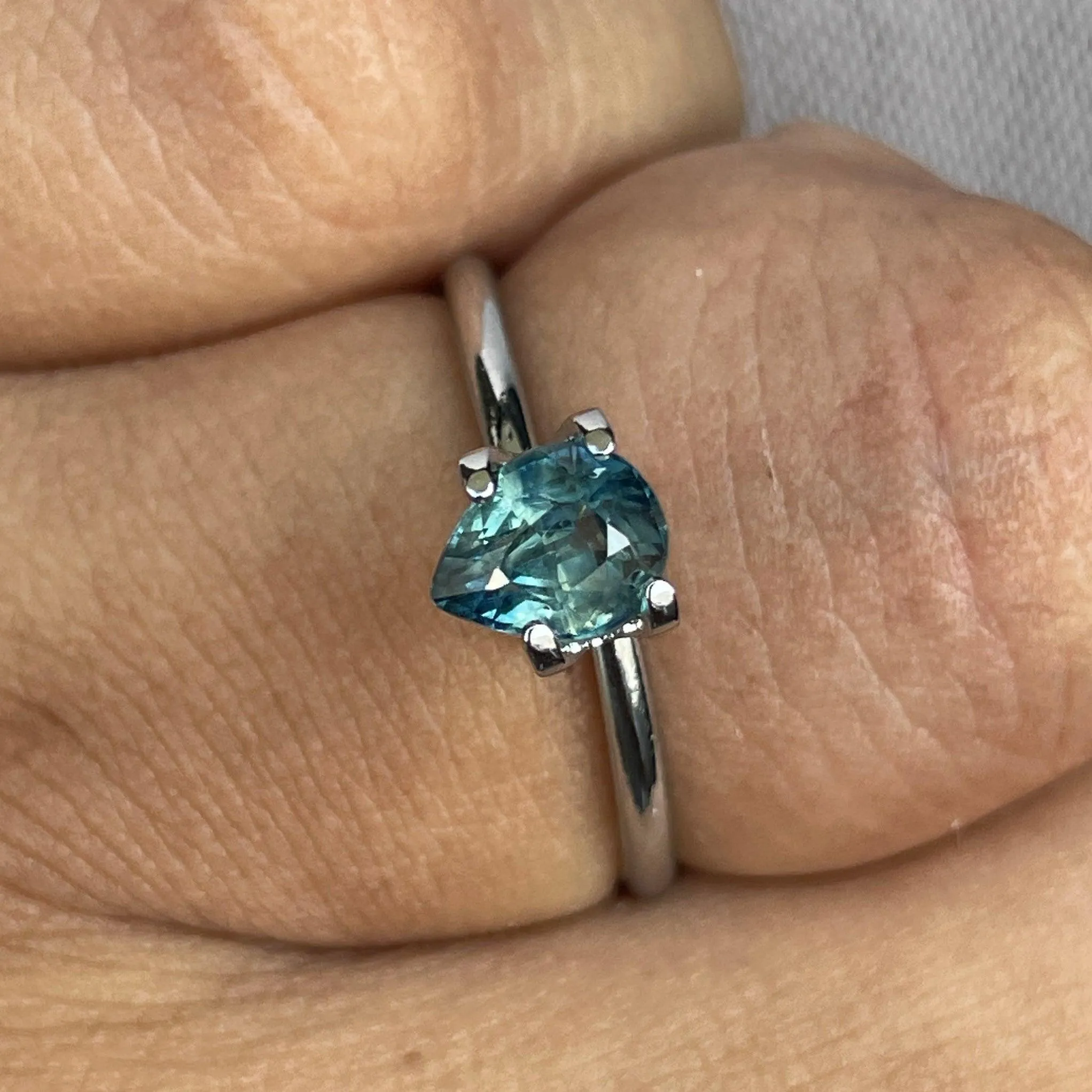 This 1.14 crt Green Sapphire is well cut to bring out the best colour and lustre, and has a perfect colour blend.