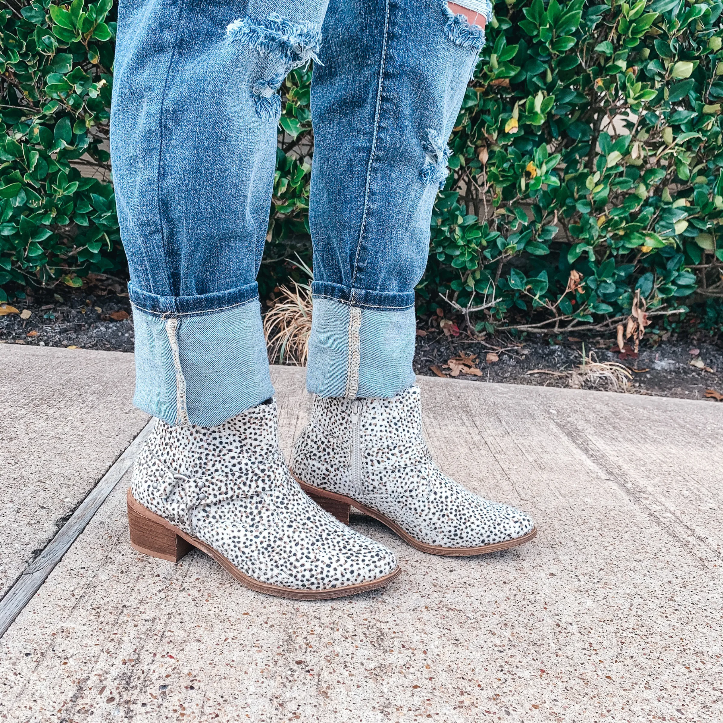 Very G | Oasis Faux Fur Bootie in Dotted Beige