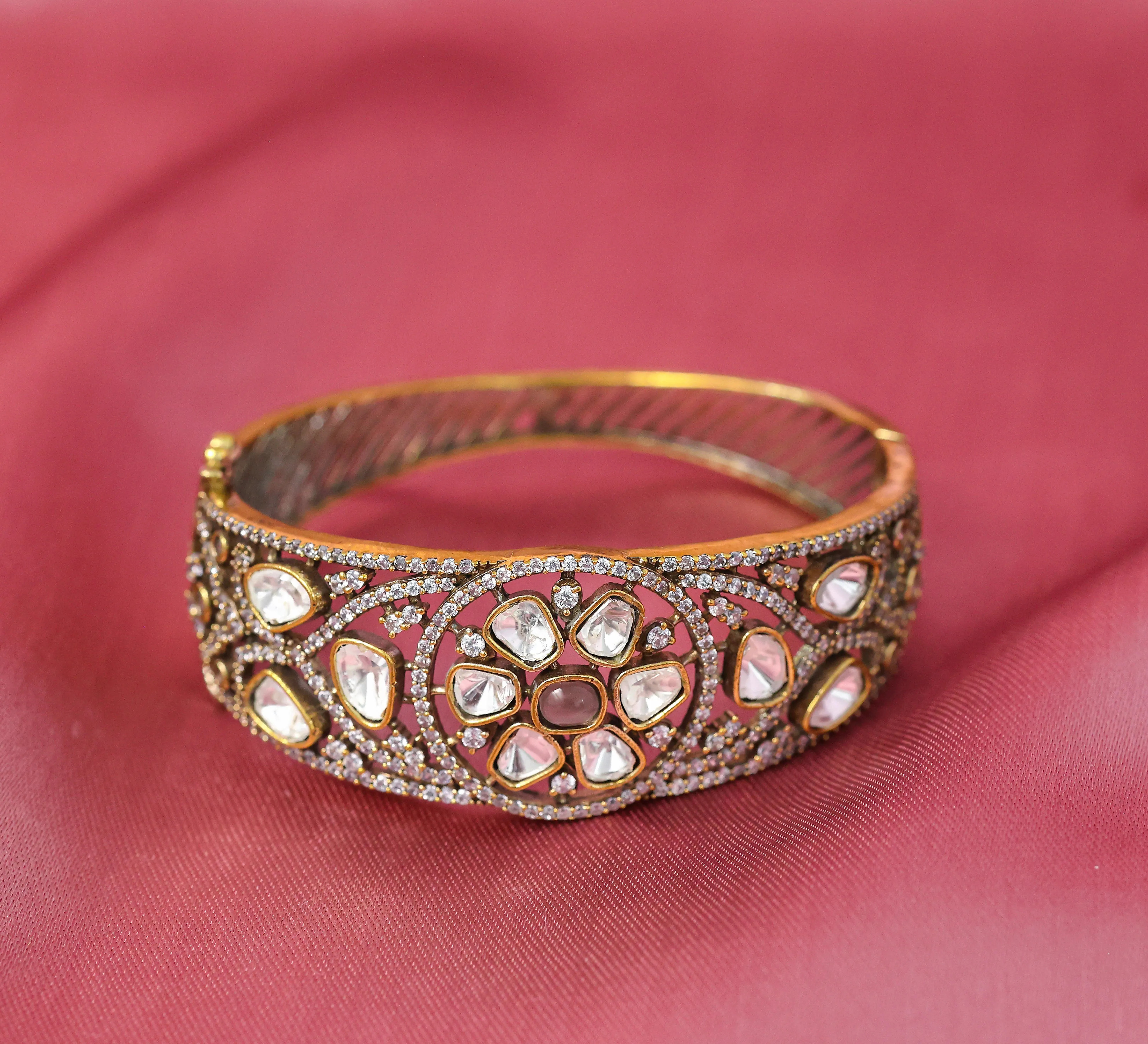 Victorian Style Kundan and Polki Bracelet for Women