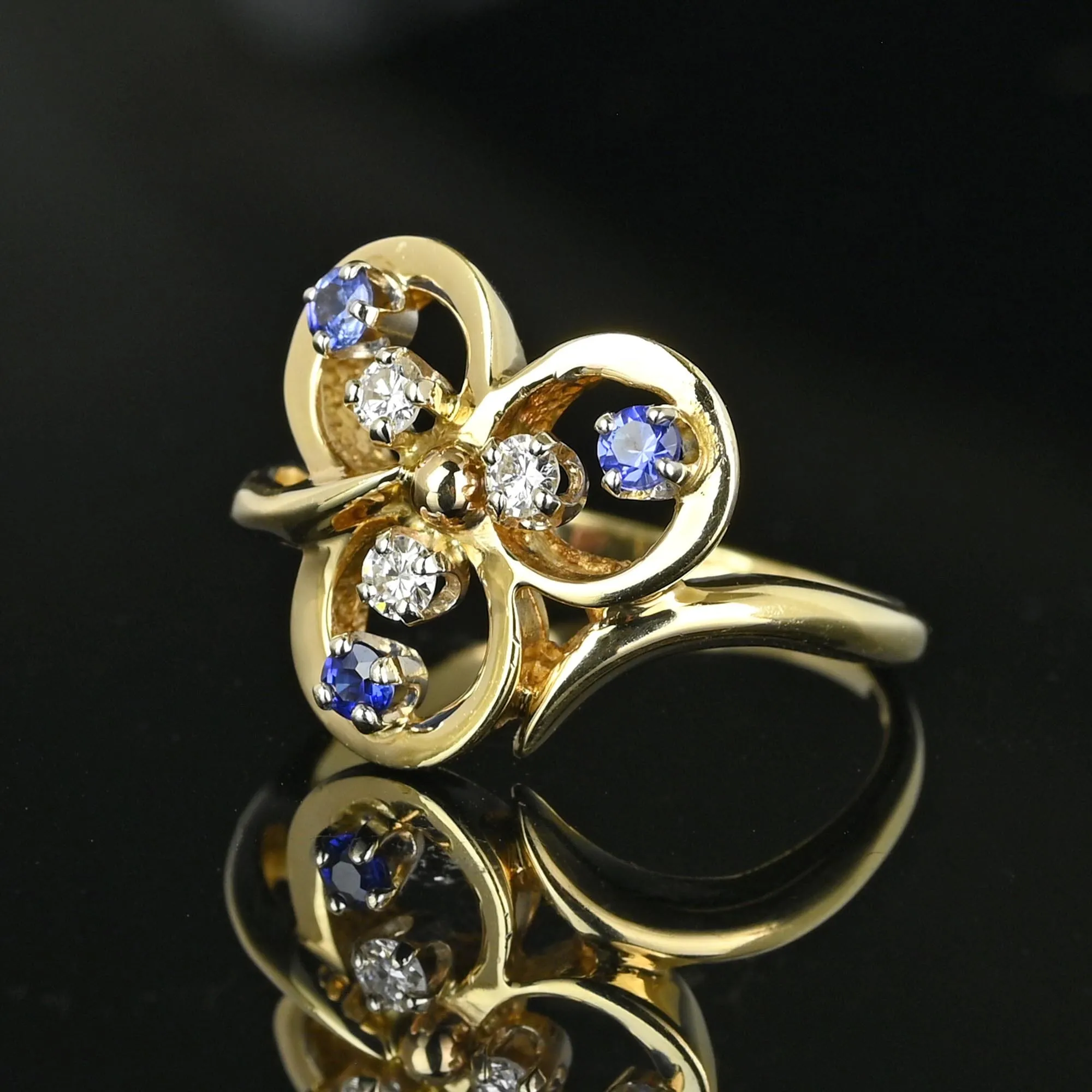 Vintage 14K Gold Diamond Sapphire Three Leaf Clover Ring