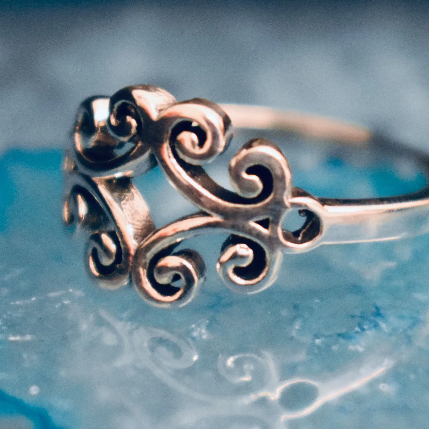 Vintage Celtic-style Ring (925) Sterling Silver